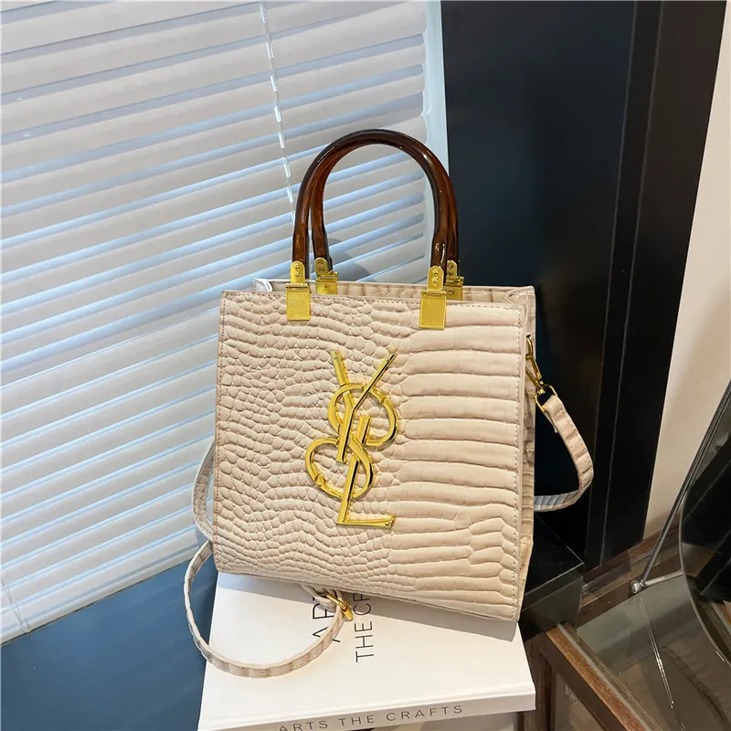 Premium Crocodile Emed Tote New Womens Versatile Shoulder Shoulder Bag Crossbody Bag