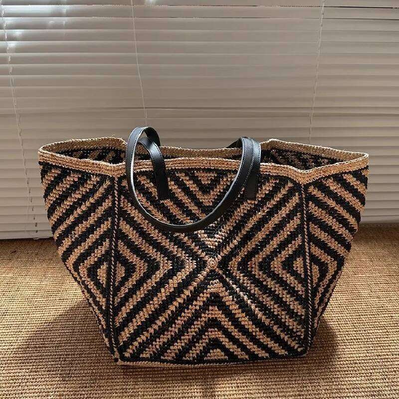 Classic Fashion Lafite Straw Woven Underarm Casual Women's Tote Street Shopping Shoulder Bag