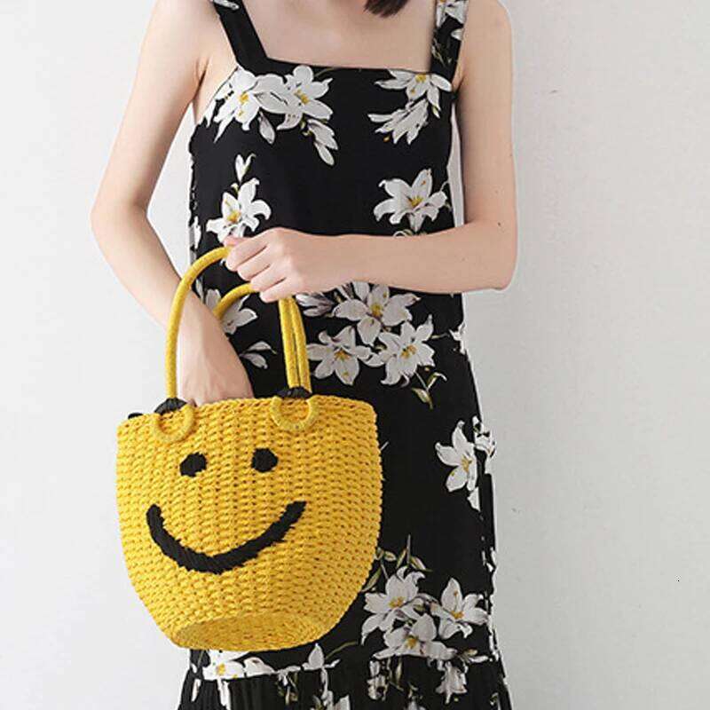 Straw Smiley Bucket Kawaii Pouch Summer Handbag Woven Beach Bag