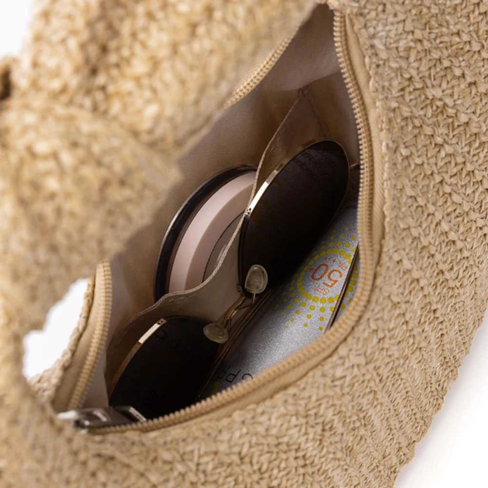 Summer Straw Woven Clutch Purse with Bow Womens Knotted Beach Dumpling Handbag 2024 New Half Moon Handmade Knitting Banquet Bag XJ250620