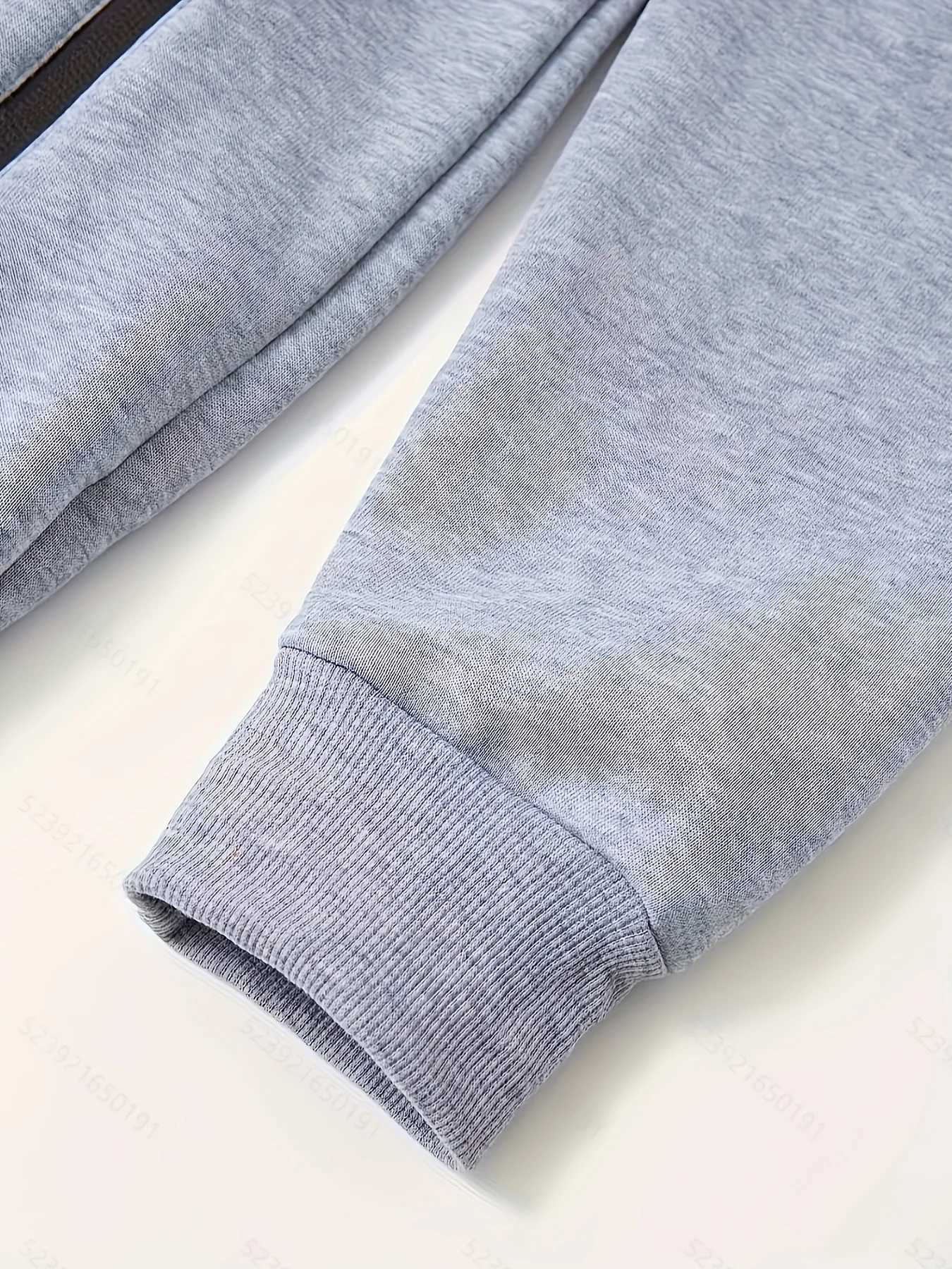 Mens sports style zipper hoodie with kangaroo pocket design breathable suitable for running hiking outing dating gym casual XJ250621