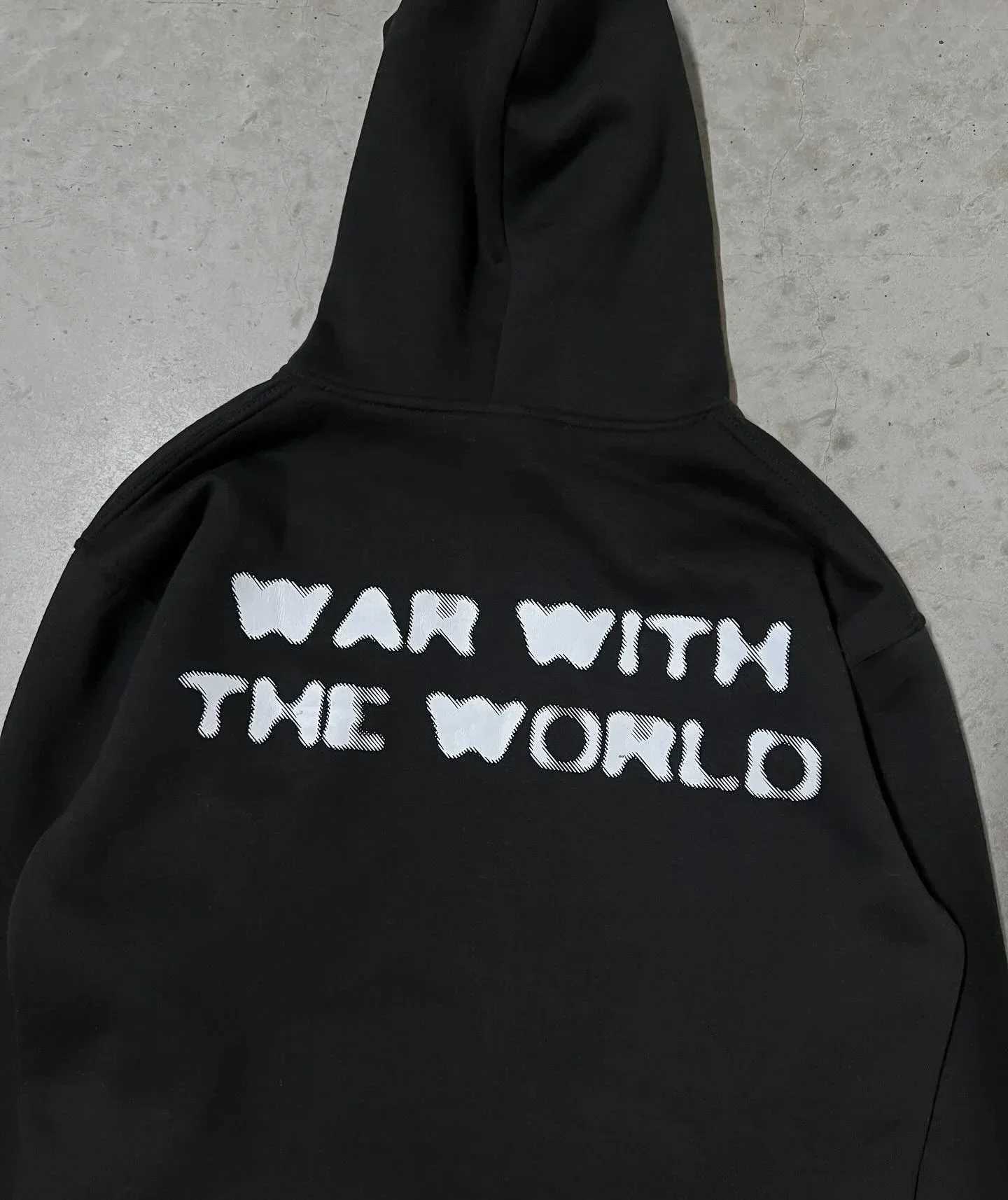 Womens Large Hooded Sweatshirt Retro Long Sleeve Streetwear with Portrait Print Y2K Gothic Harajuku Sweater from the 2000s XJ250621