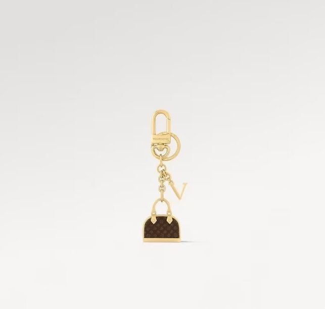 Keychains Lanyards Upscale metal keychain French style Brand Keychains Fashion bag Charm keychain decoration pendant Car key ring Elegant Designer wallet Lovers