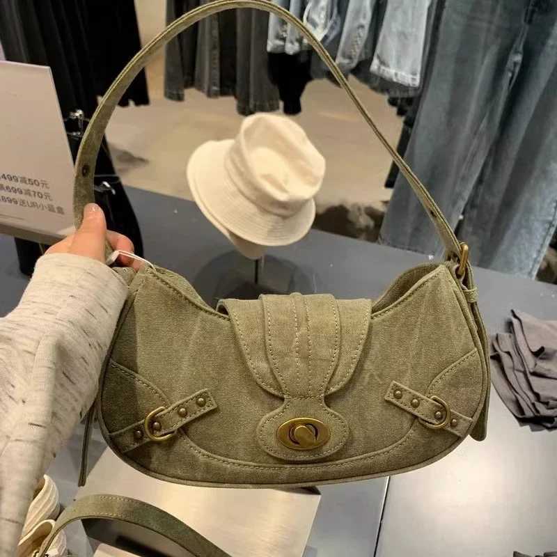 2K Vintage Shoulder Bag American Street Style Rivets Green Canvas Handbag Gothic Punk Biker Cool Designer Underarm Bag Handbag XJ250704