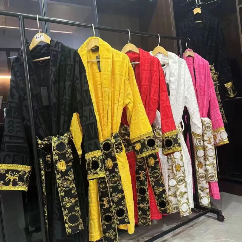 Designer Bathrobe for men and women sleep robe unisex man cotton sleepwear night robe bathrobe highquality bathrobe Brand designer robe breathable elegr M---4XL