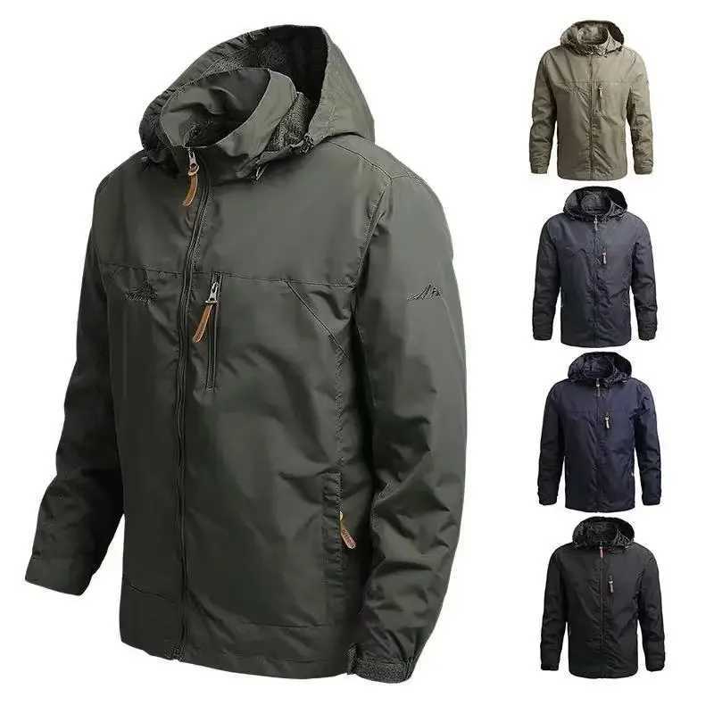 Mens Windbreaker Retro Field Jackets Outerwear Mens Tactical Waterproof Pilot Coat Hoodie Men Hunting Army Clothes XJ250621
