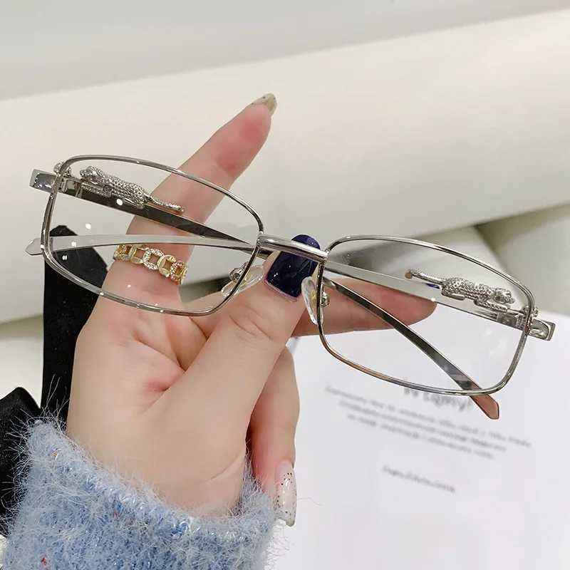 New Rimless Sunglasses Rectangle Fashion Popular Women Shades Small Square Sun Glasses For Men Summer Traveling UV400 Eyewear W250621