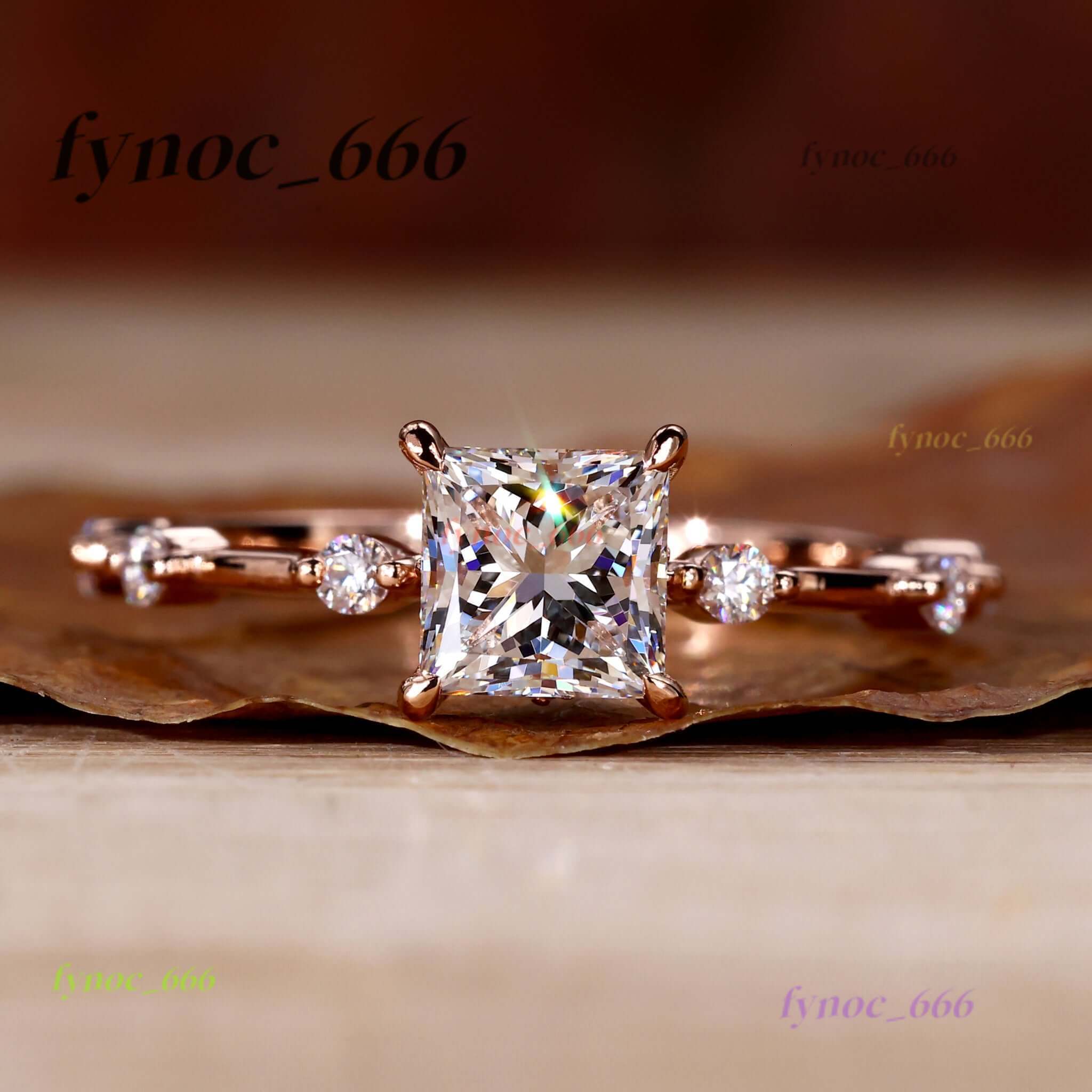 Solid Gold Engagement Rings Women Wholesale 10K 14K 18K VVS Moissanite Diamond Cut