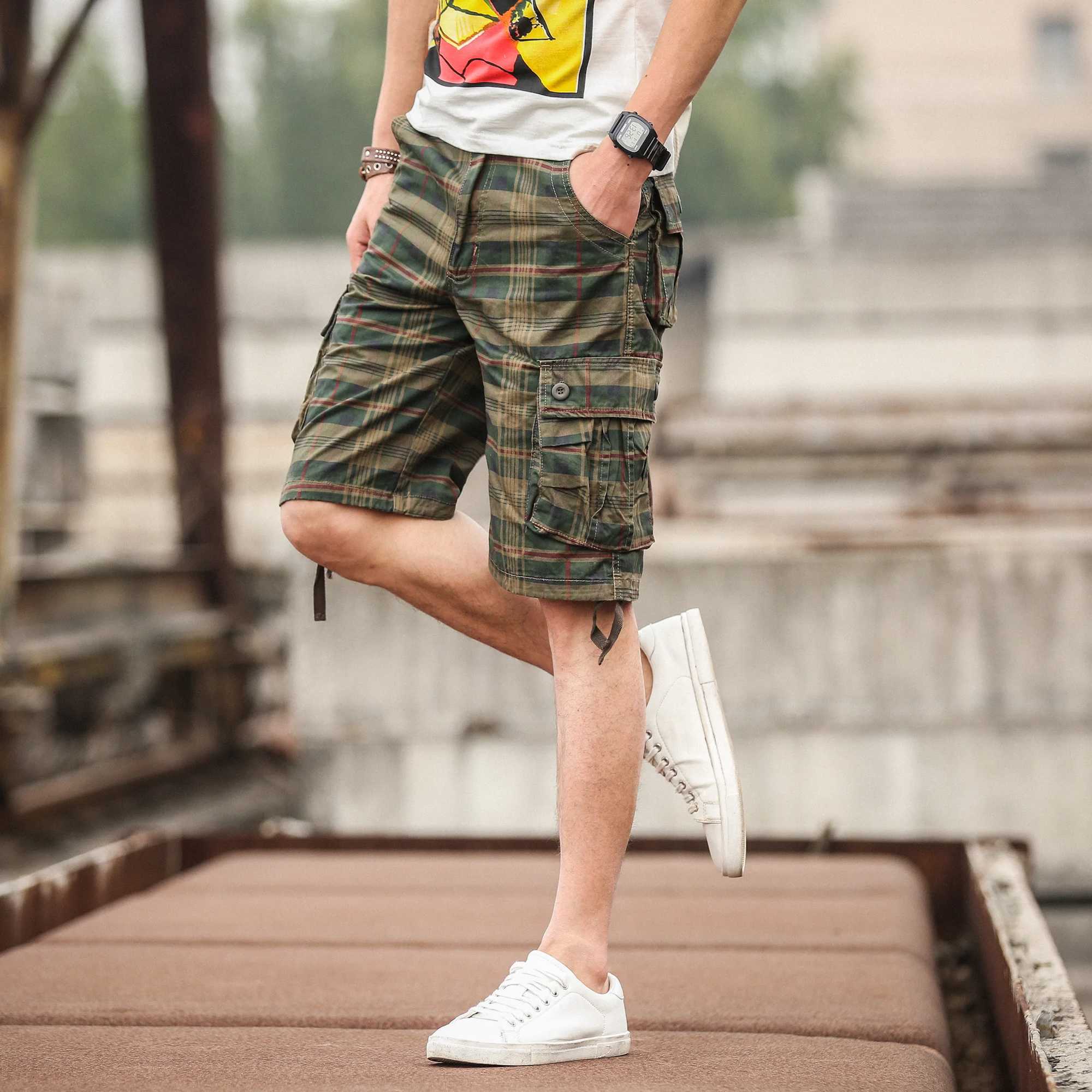 Mens Medium Pants Summer Cotton Comfortable Outdoor Sports Beach Pants Trend Plaid Shorts Loose Straight Large Size Cargo Pants W250621