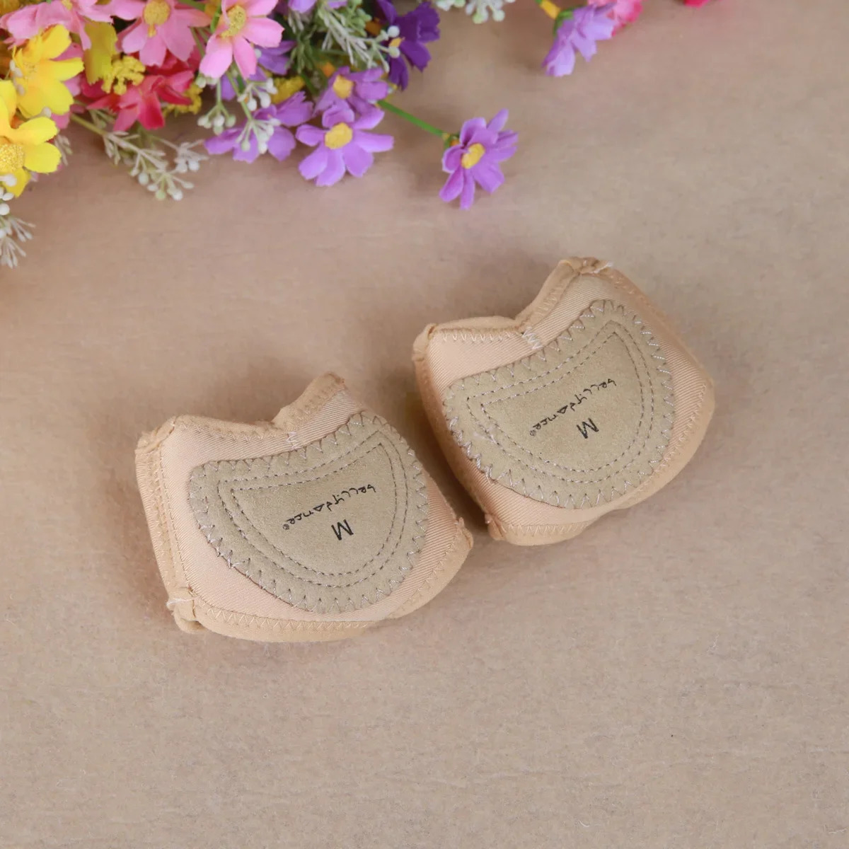 High-End Belly Dance Fitness Practice Shoes with Foot Pad Style Dance Training Protective Gear Summer Season China Made 250613