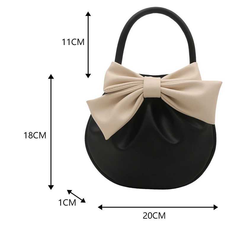 The New Round Handbag for Girls in The Autumn 2025 The Bow Crossbody Bag Is Fashionable and Versatile Pleated Womens Bag Trend XJ250620