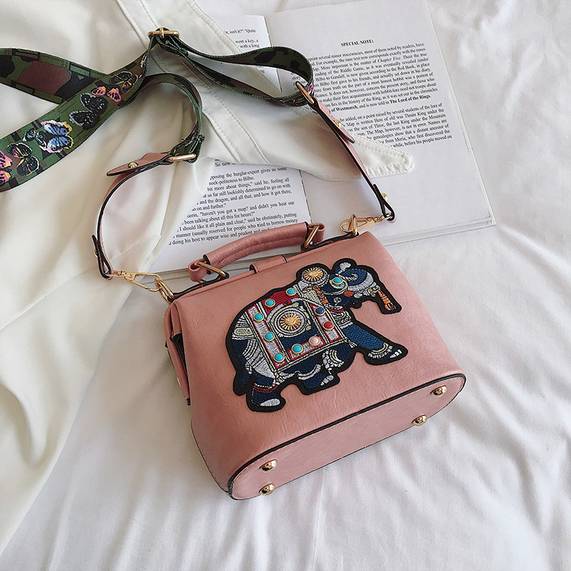 Free Shipping Designer Bag Selected Women's Bag New Fashion Luxury Bag Cartoon Doctor Bag Handbag Shoulder Bag Multifunctional Broadband Crossbod