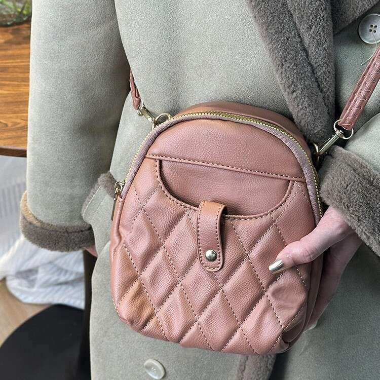 New Luxury High-End Crossbody Bag for Women Soft Leather Single Shoulder Commuter Quilted Mini Backpack