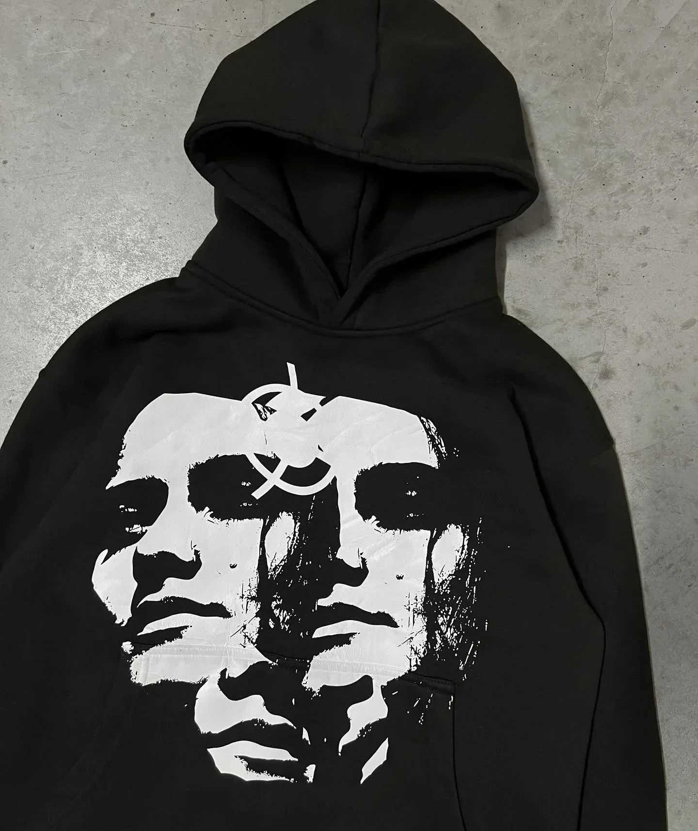 Womens Large Hooded Sweatshirt Retro Long Sleeve Streetwear with Portrait Print Y2K Gothic Harajuku Sweater from the 2000s XJ250621