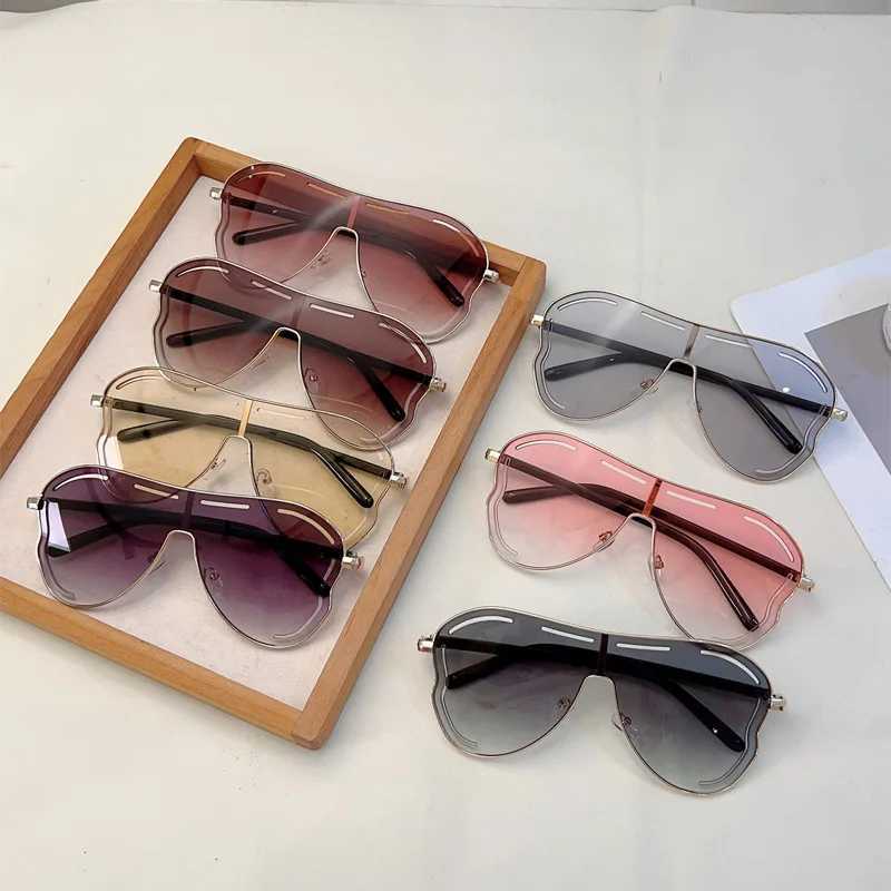 Oversized One-Piece Sunglasses Women Big Frame 2025 Luxury Brand Vintage Special-Shaped Sun Glasses For Ladies Goggles UV400 W250621