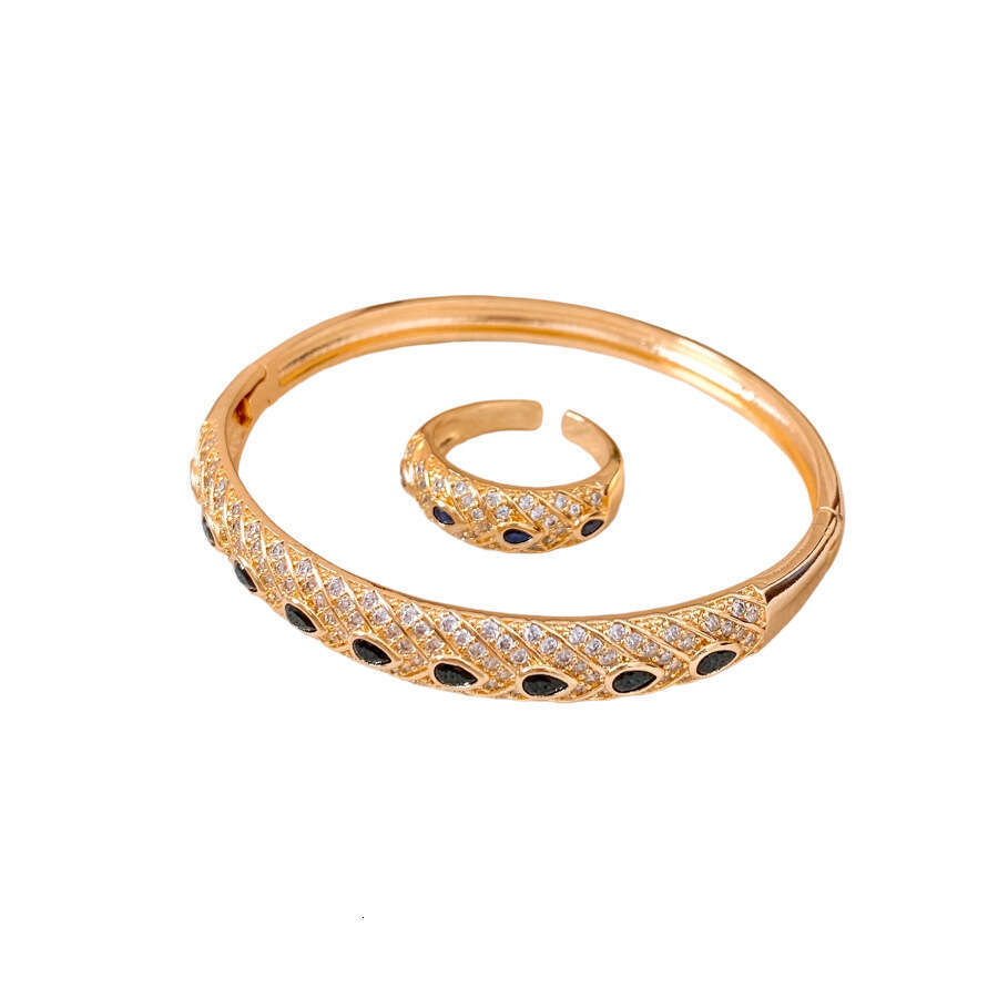 designer bracelet Real Gold Plated Zircon Water Drop Texture Clasp Palace Style Bracelet Light High-end Sense Jewelry