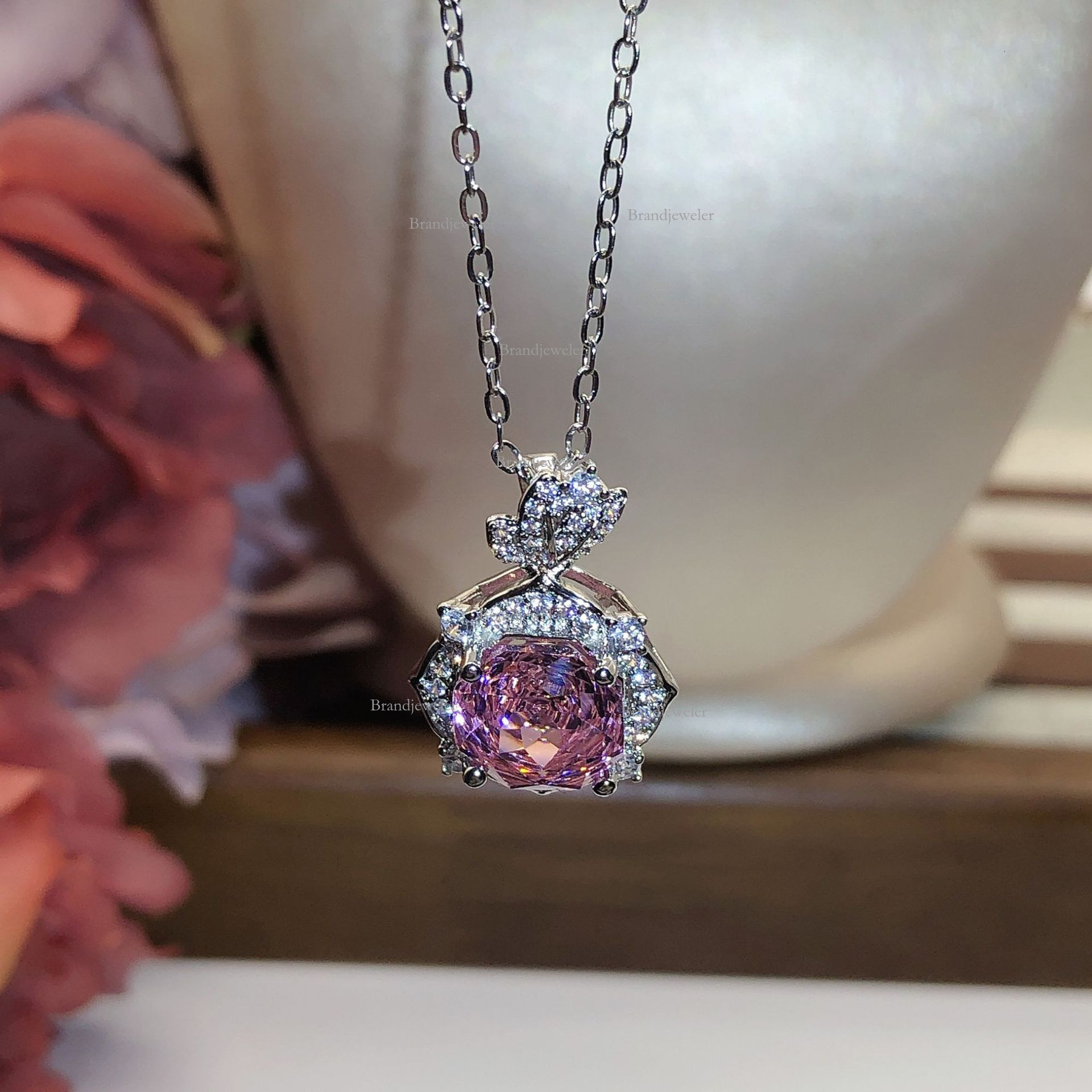 2025 New Model Millennial Rose Cut Octagon Pink Zircon Free Delivery Flower Necklace Pendant Light Luxury Designer Necklace Open Ring Earring Set