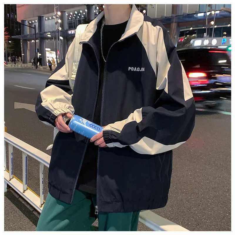 Mens Casual Jacket Contrasting Color Retro Streetwear Coat Zip Up Jacket Windbreaker Thin Sports Coats Outdoor Hiking Clothes XJ250621