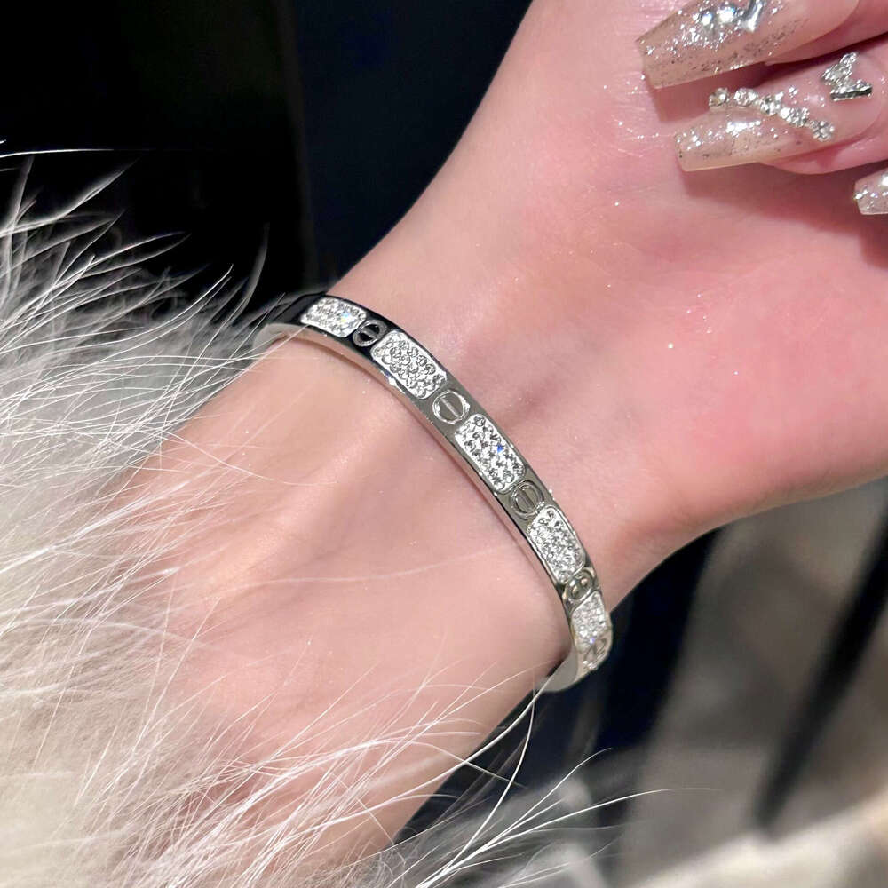 designer Titanium Steel Zircon Geometric Bracelet 2025 New Fashion Light High-end Sense Temperament Jewelry