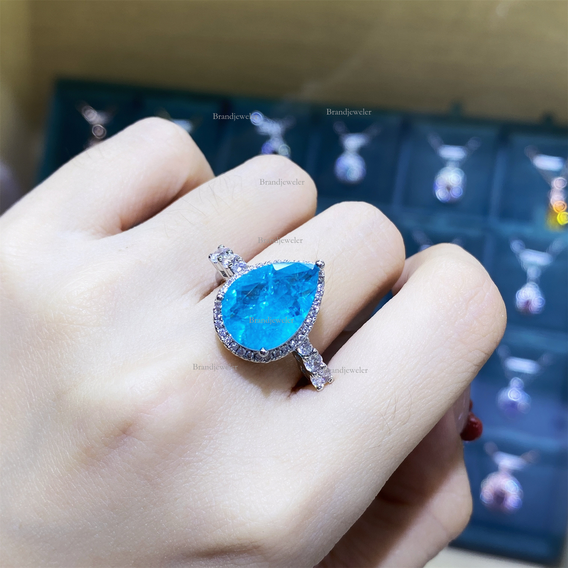 Cotton Padded Simulated Paraiba 2025 New Model Full Diamond Free Delivery Luxurious Open Ring Women's Elegant Pendant Designer Necklace Earrings 