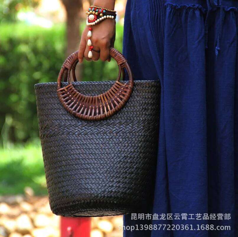 Vintage Handbag Rattan Straw Bucket Bag