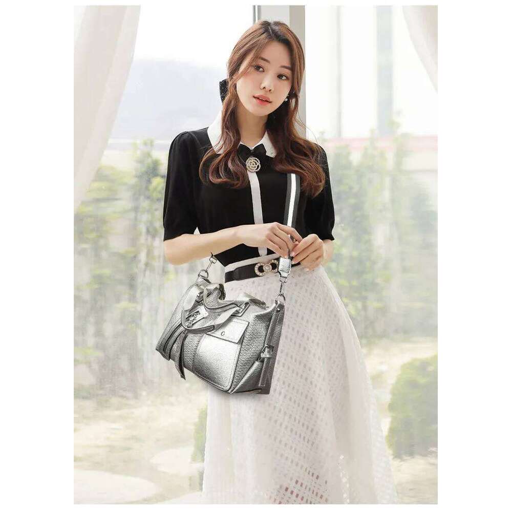 Genuine Leather Women Handbag Large Capacity Ladies Shoulder Messenger Bag Designer Hot Drill Female Big Totes Sier