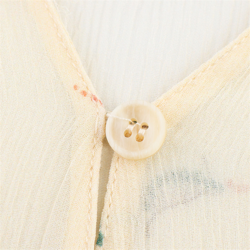 2025 Spring/Summer New Product Casual Women's Printed Shirt V-neck Buckle Decoration Fashionable and Versatile