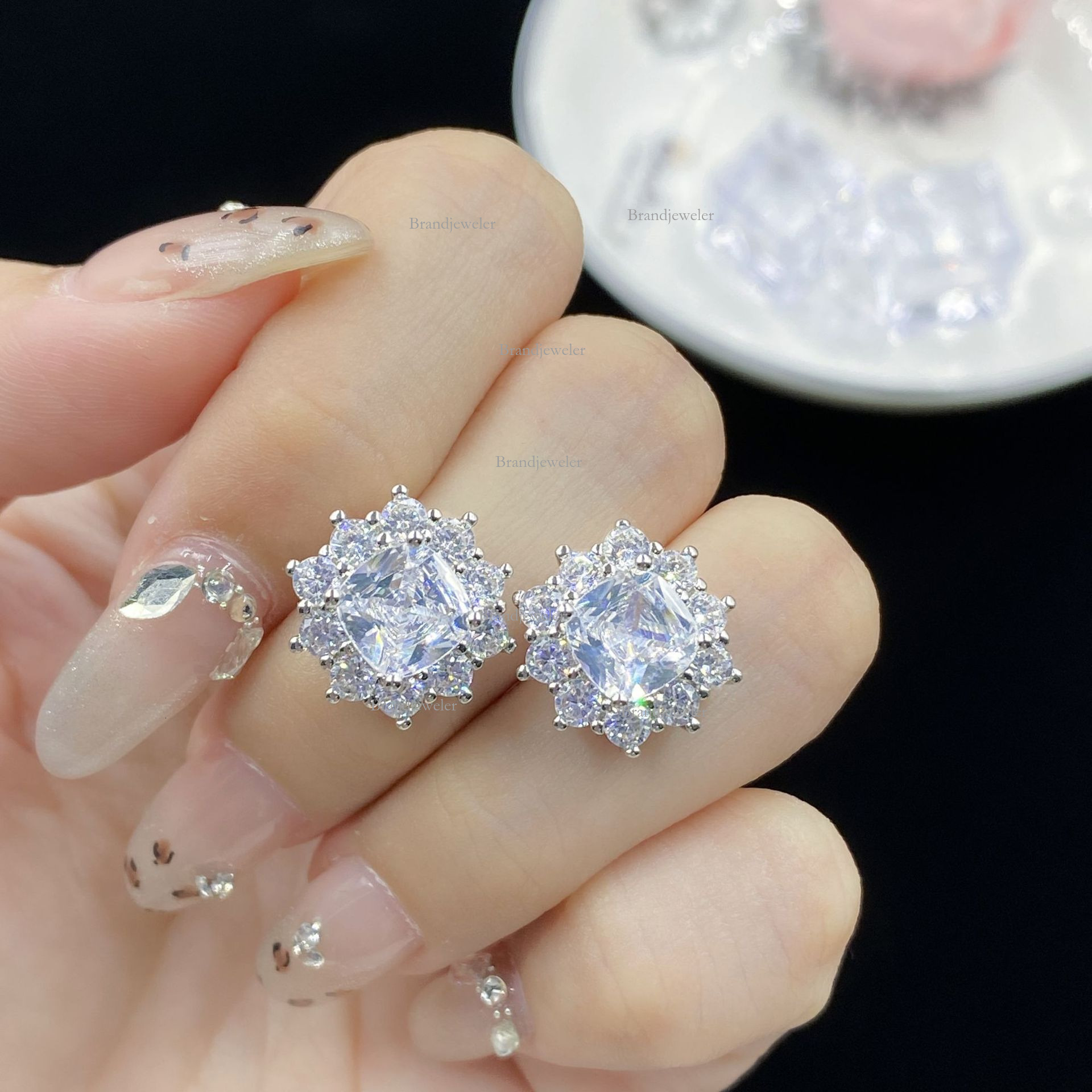 Sparkling Princess Cubic Zirconia Internet Celebrity Live Hot Sale New Open Ring Free Delivery For Women 2025S Model Designer Necklace Fashion Earring