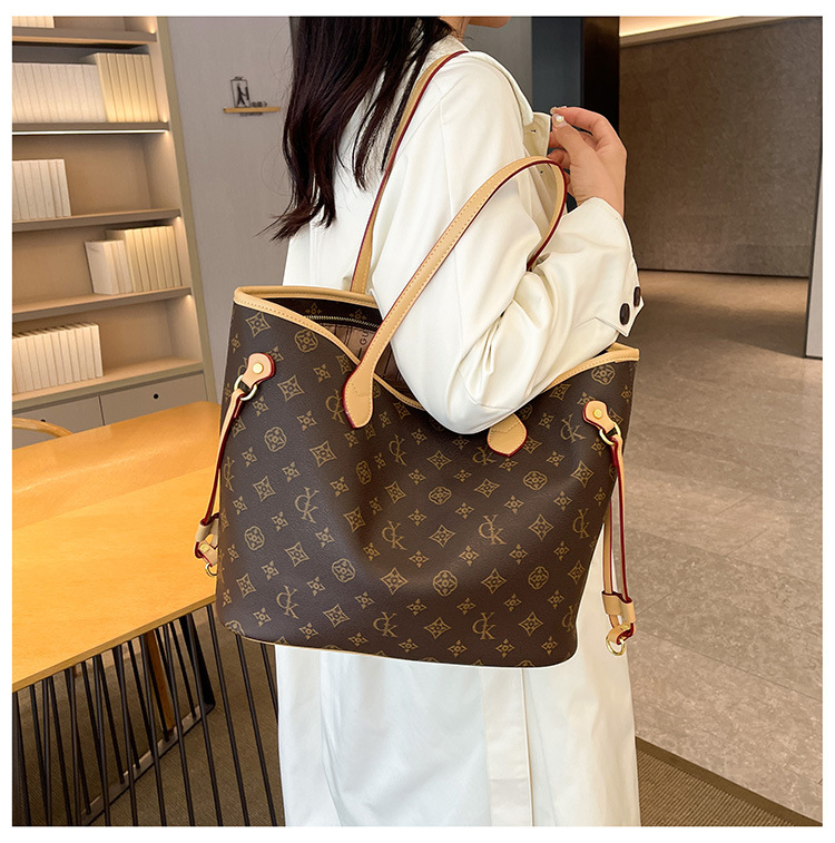 Free shipping 2025 designer Shoulder totes Bags for womans ladies flap lady fashion casual handbag women crossbody Underarm messenger tote bag