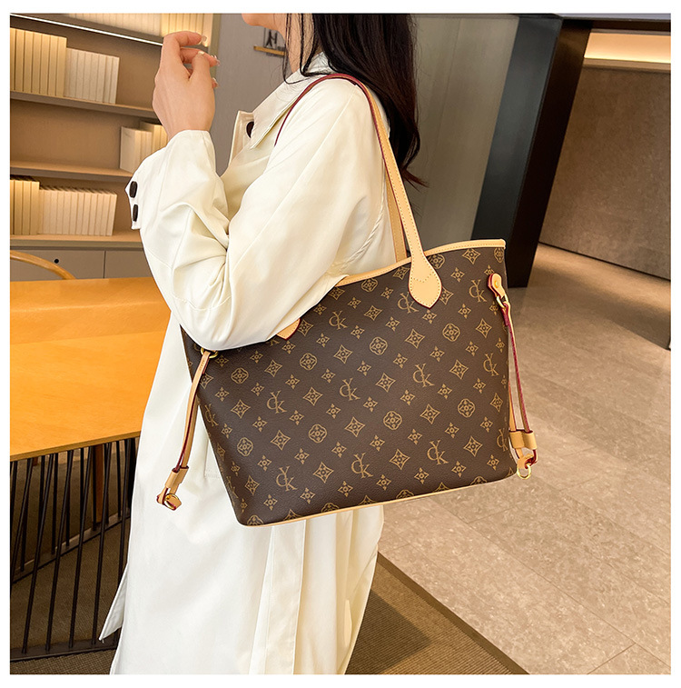 Free shipping 2025 designer Shoulder totes Bags for womans ladies flap lady fashion casual handbag women crossbody Underarm messenger tote bag