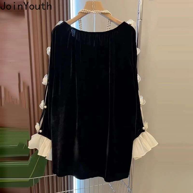Heavy Beading Shirts 2025 Women Clothing Camisas De Mujer 3D Floral Loose Blouses Vintage Black Tops Chic Velvet Korean Blouse