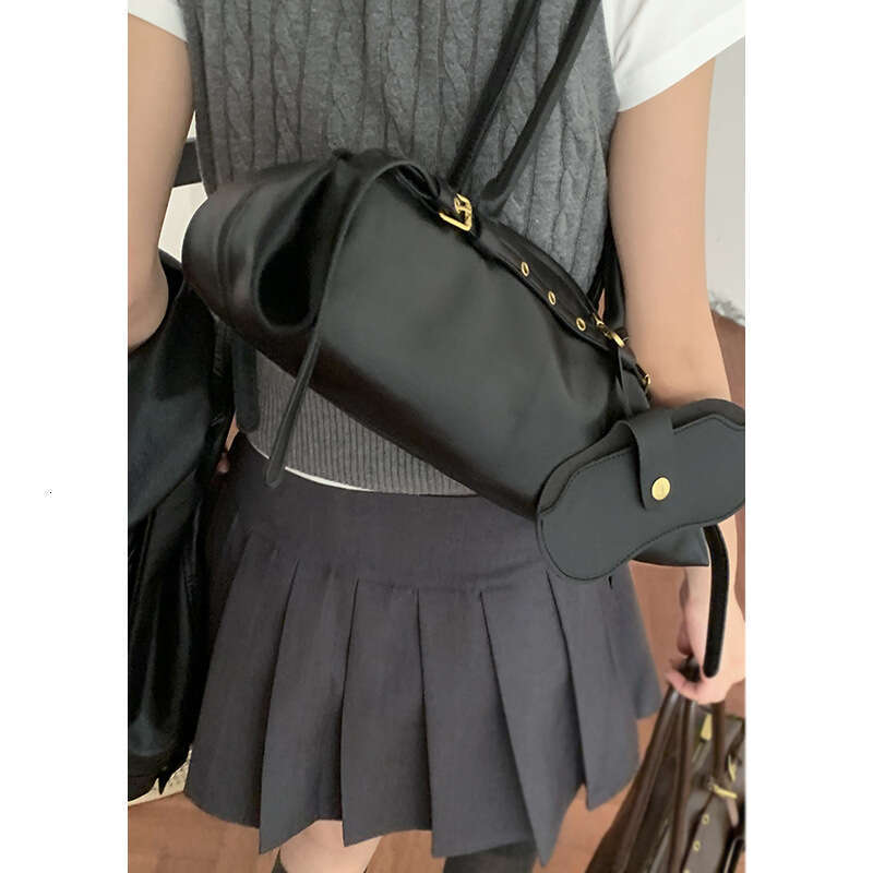 Niche Bowling Ball for Women designer bag 2024 New Simple Large Capacity Shoulder Fashion Underarm Bag