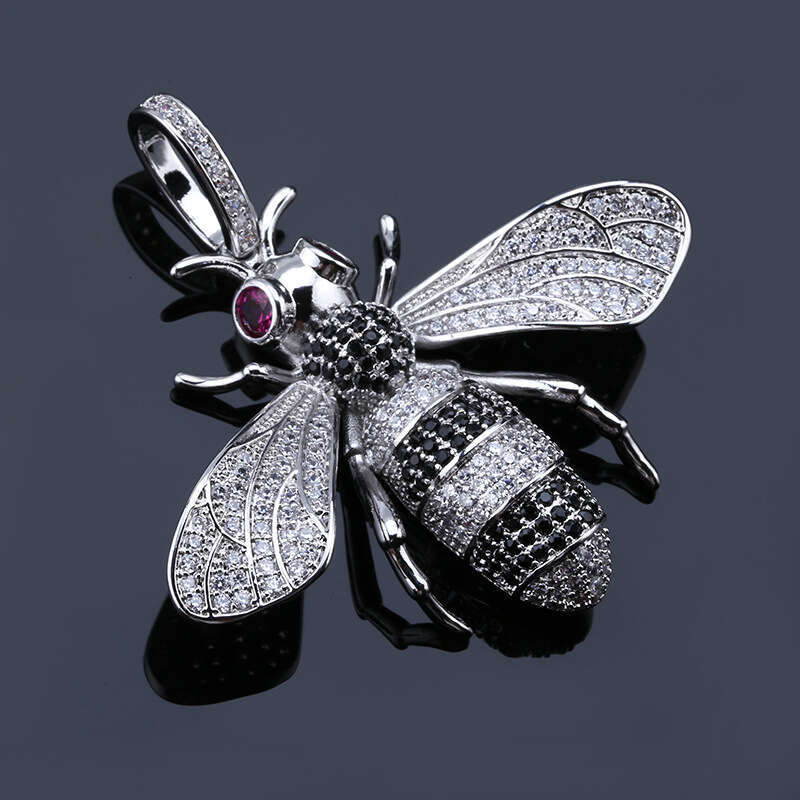 Hip Hop Little Bee Personality Pendant Micro Paved Zircon Unisex Ins Trend Necklace