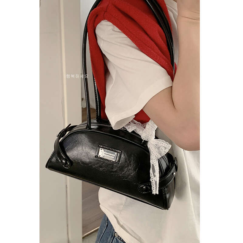 designer bag Niche Texture Underarm for Women 2024 New Fashion Handheld Bowling Versatile Commuter Shoulder Shell Bag