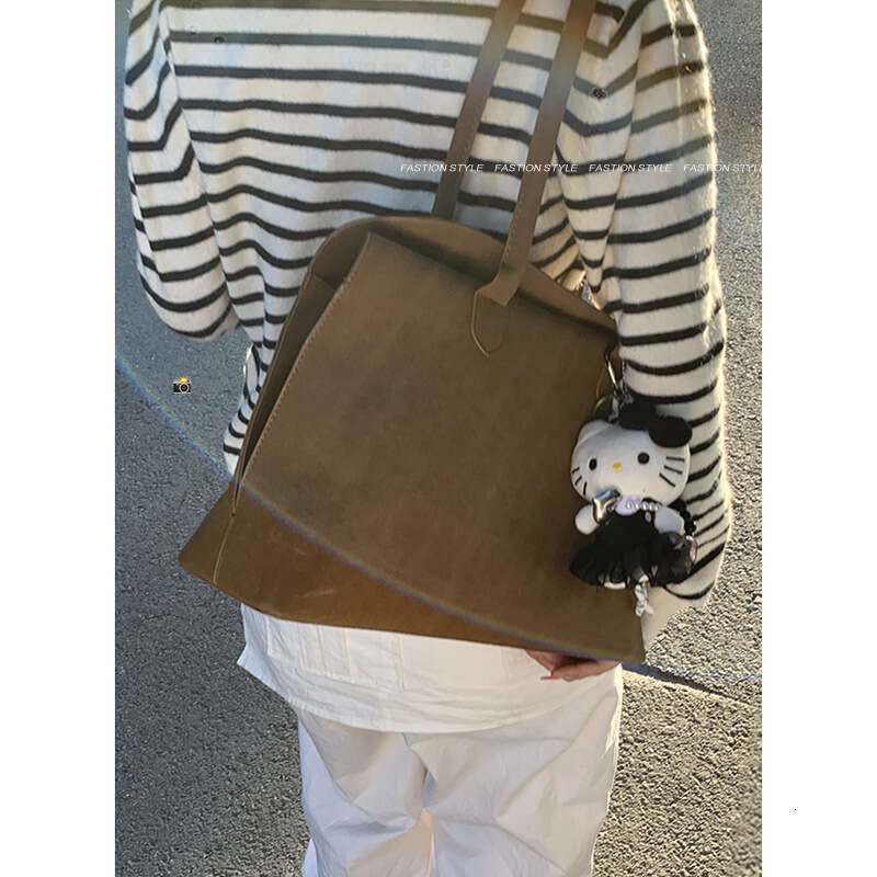 designer bag Autumn Suede for Women 2024 New Fashion Tote Simple Commuter Large Capacity Underarm Bag