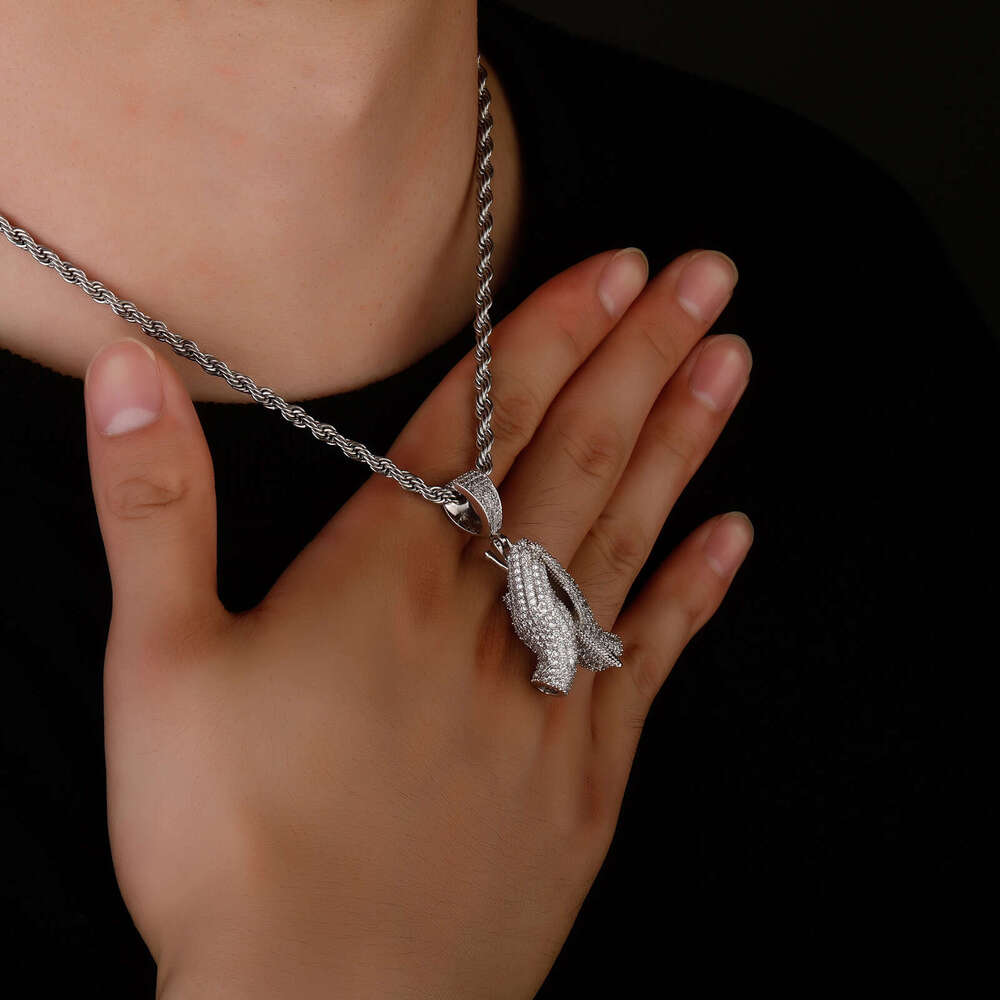 Minimalist Internet Celebrity Style Trendy Copper Necklace with Inlaid Dias Hip-Hop Jewelry for Men Prayer Pendant