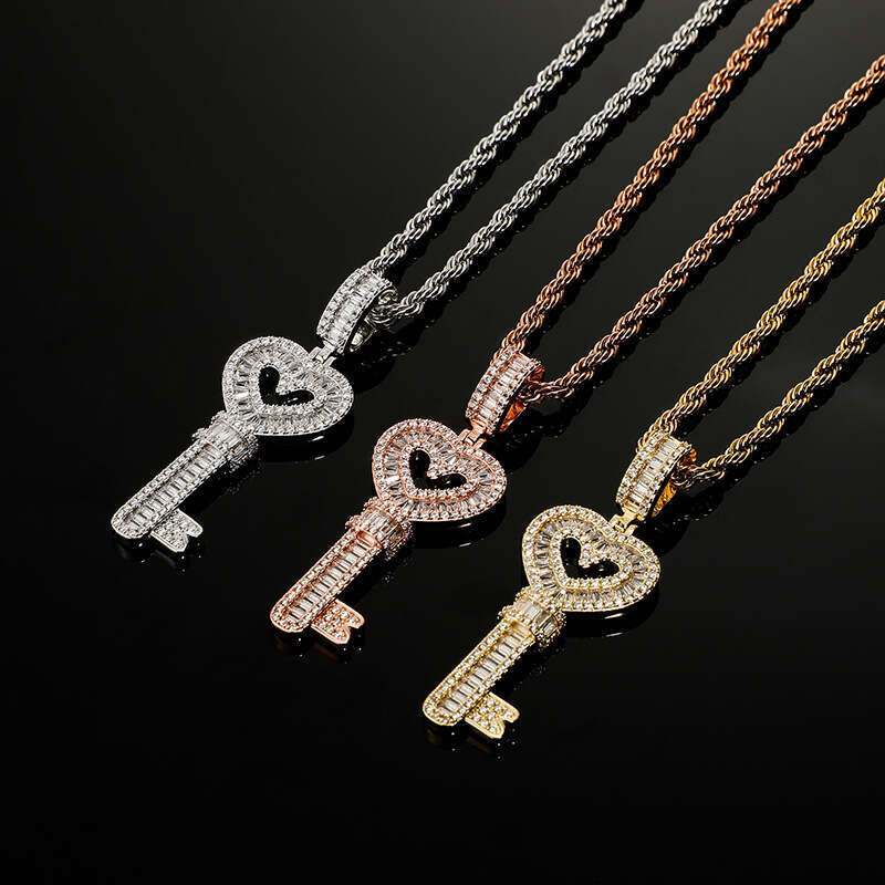 Super Shiny INS Trend Square Dia Clavicle Chain Heart Key Pendant High-end Light Internet Celebrity Necklace DeWu Same Style