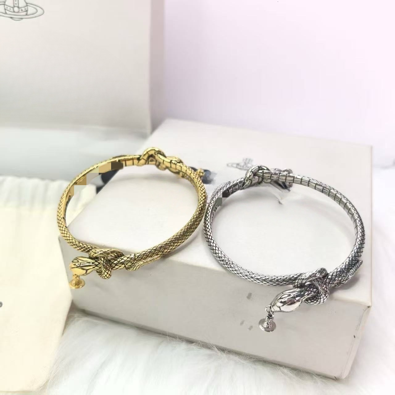 Designer Vivienes Wests Woods year of the Snake Limited25 New Style Empress Snake Bracelet High Appearance Dyeing Black Non-fading High Version