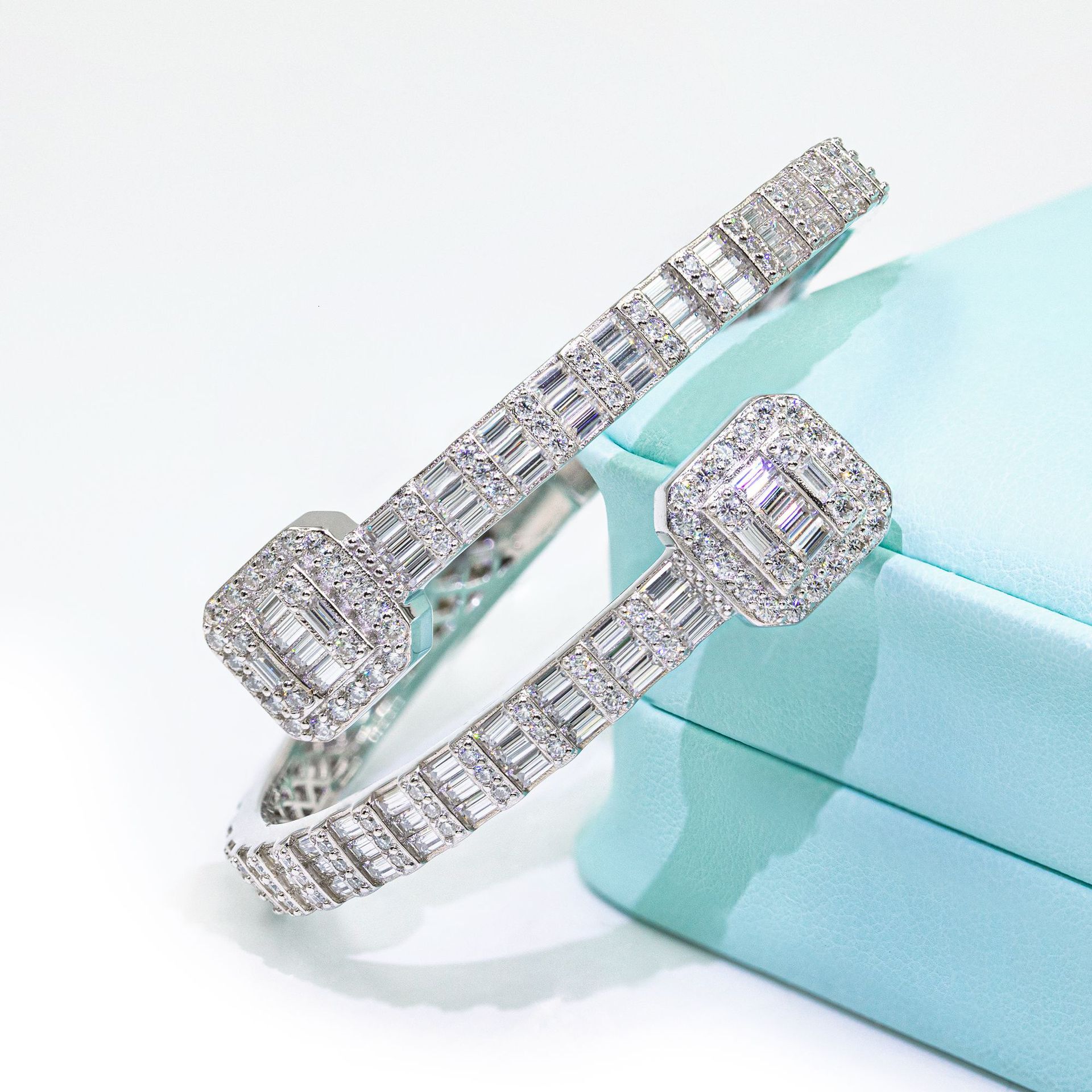 Fashion Youzuanhui Jewelry INS New S925 Silver Inlaid D Color Moissanite Classic Kajia Bracelet Jewelry