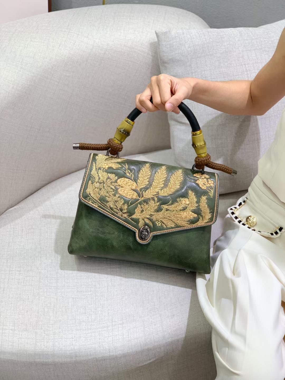 RH8791 Chinese Floral - Embroidered Handbags designer bag Support customization