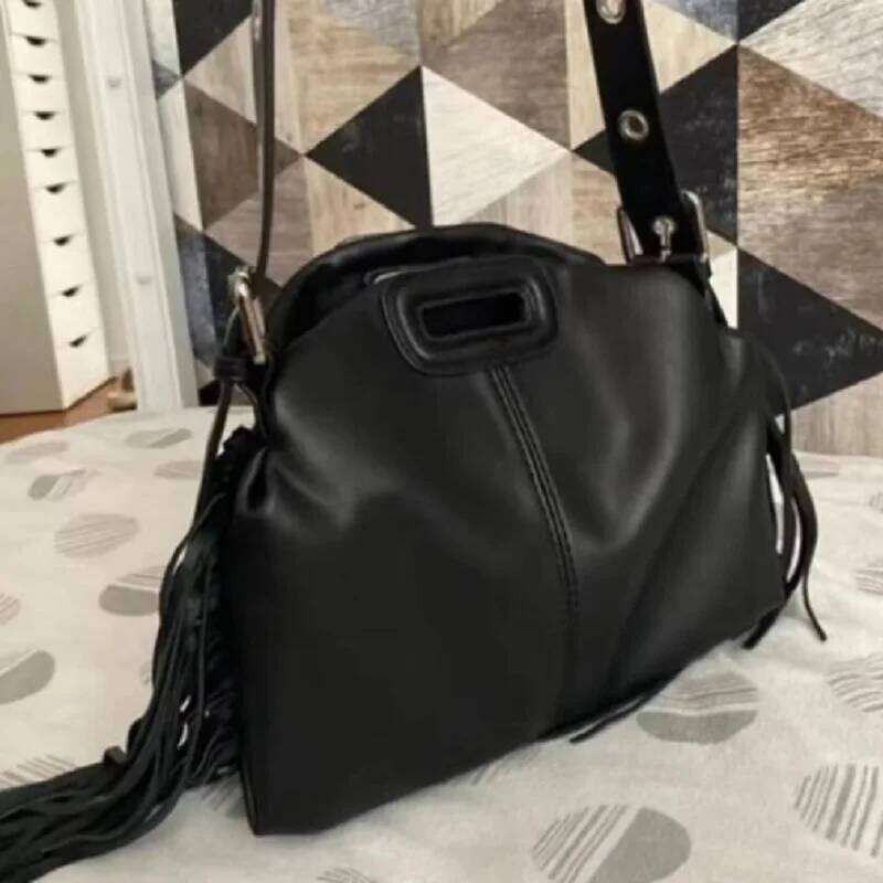 New Woman Shoulder Fashion Tassel Handbag Pu Small Square Soft Leather Crossbody Bag For Girl Sac A Main 2025/06/22