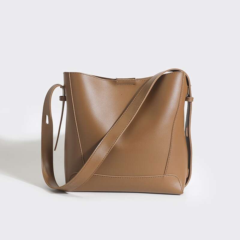for Women Spring Summer 2025 New Women's Crossbody Versatile Genuine Leather Single Shoulder Large Capacity Commuter Bucket Bag