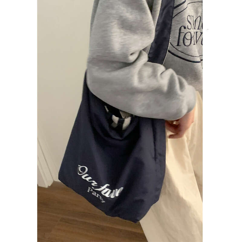 Striped Capacity for Women designer bag Summer 2024 New Korean Style Casual Tote College Shopping Large Bag