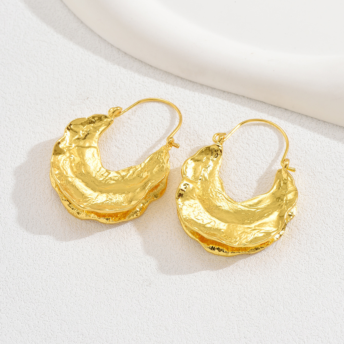 Exaggerated Style Metal Simple Wrinkled Leaf Design Drop Earrings