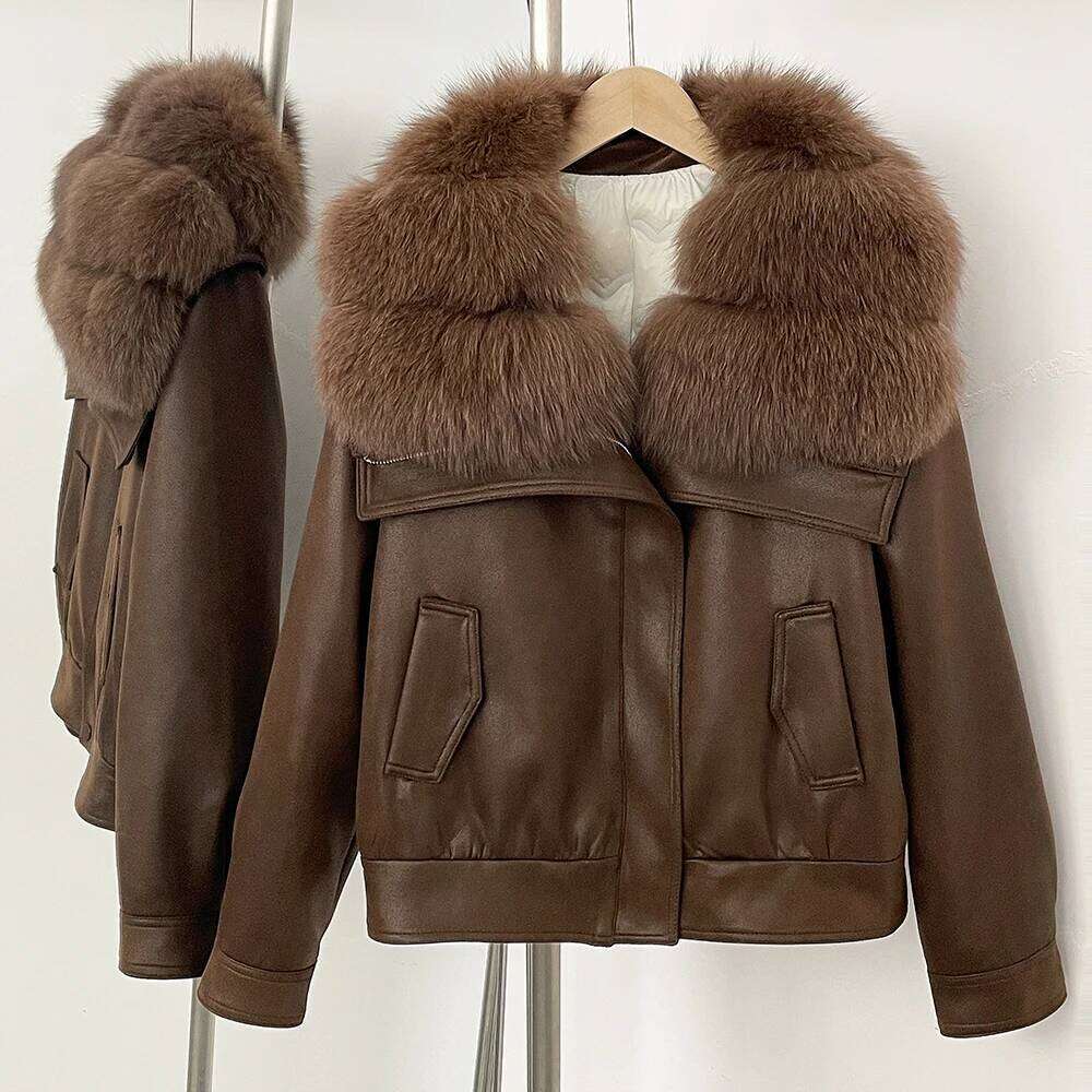 Designer Leisure High Quality Luxurious 2025 Winter Clothing Women Fashion Short Down Coat Big Real Fox Collar Lady Warm Suede Fur Puffer Jacket Femal