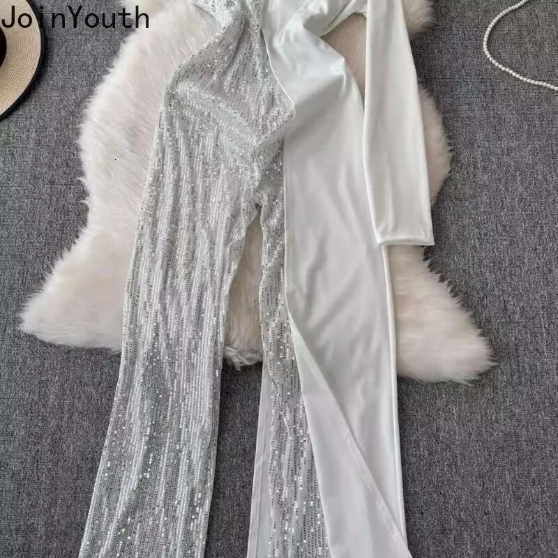 Temperament Korean Jumpsuits Women Clothing Contrast Color Off Shoulder Long Sleeve Bodysuit Heavy Sequin Summer Playsuit 7p519