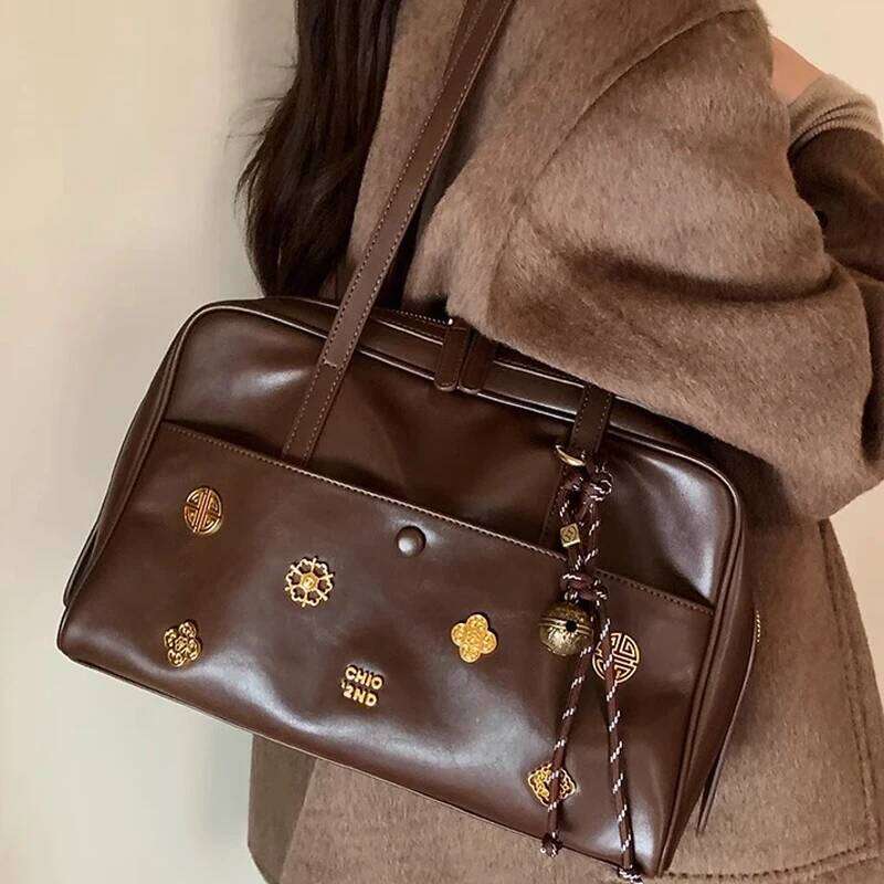 Designer PU Leather Women's Shoulder Bag Retro Metal Flower Purses And Pillow Boston Bowling Handbag