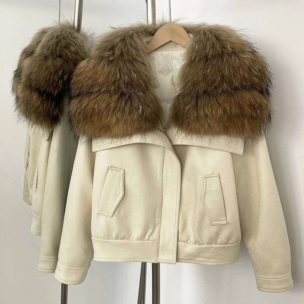 Designer Leisure High Quality Luxurious 2025 Winter Clothing Women Fashion Short Down Coat Big Real Fox Collar Lady Warm Suede Fur Puffer Jacket Femal