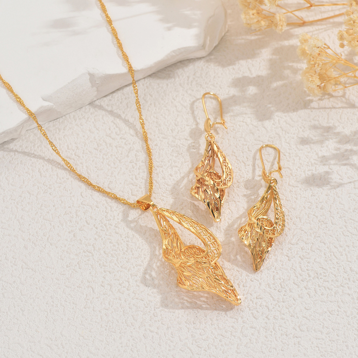 Jewelry Set For Women Electroplated Gd Long Clavicle Chain Versatile Earrings