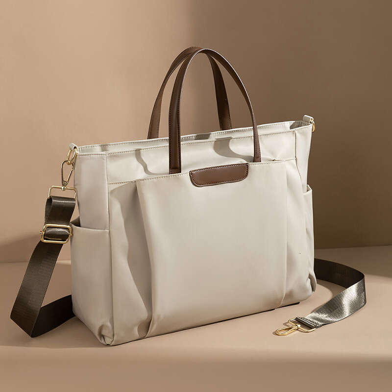 15.6inch Laptop Bag for Women 2025 New Large Capacity Lightweight Inner Sleeve Business Commuter Briefcase